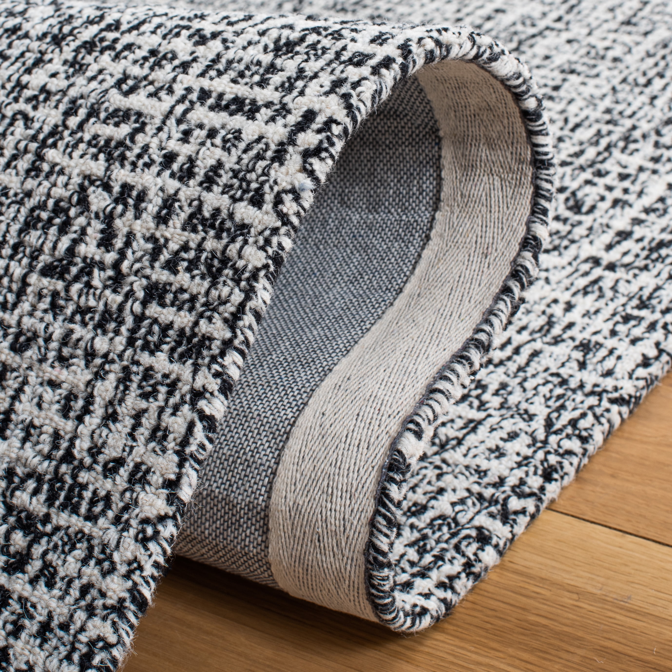 Safavieh Abstract Delia Distressed Wool Area Rug, Black/Ivory, 5' x 8'