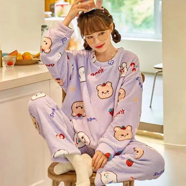 Conjuntos de Pijamas de franela para mujer, ropa de dormir de manga larga con dibujos animados Kawaii, cálida, gruesa, de terciopelo Coral, para el hogar, novedad de 2023