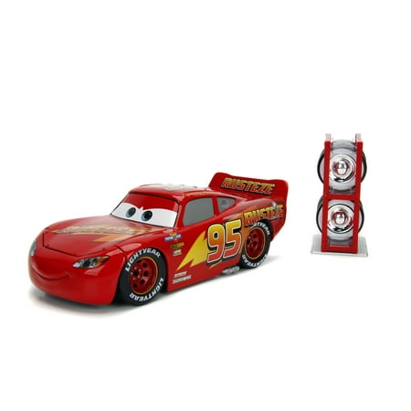Hollywood Rides 1:24 Scale Disney Cars Lightning McQueen Ramone Wrap with Extra Tire Rack by Jada