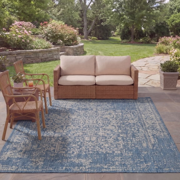Safavieh Courtyard Raschelle Abstract Indoor/Outdoor Area Rug, Navy/Gray, 8' x 10'