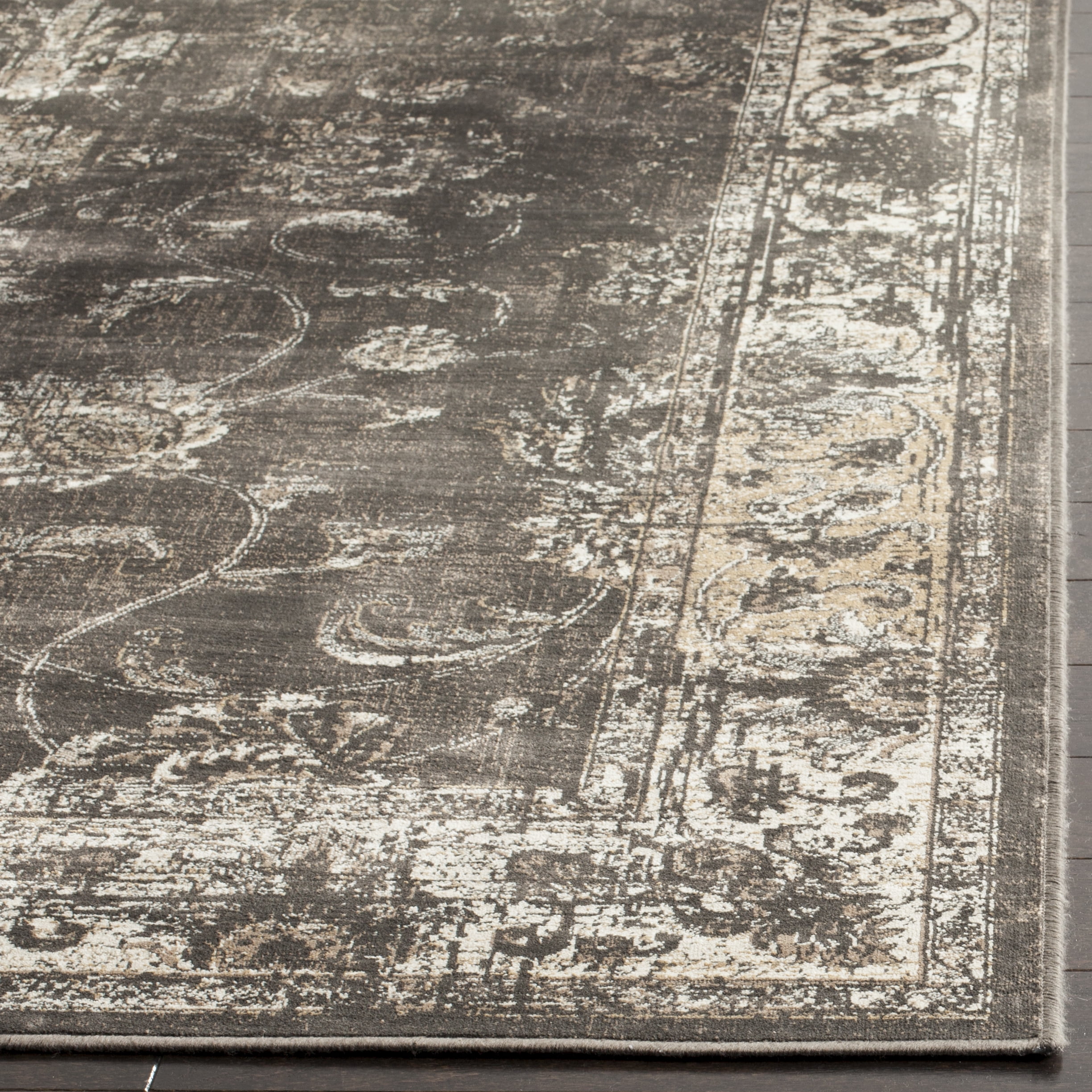 SAFAVIEH Vintage Jaxon Bordered Area Rug, Soft Anthracite, 7'6" x 10'6"