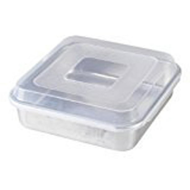 Nordic Ware Naturals® 9" Square Cake Pan with Lid, Aluminum, Lifetime