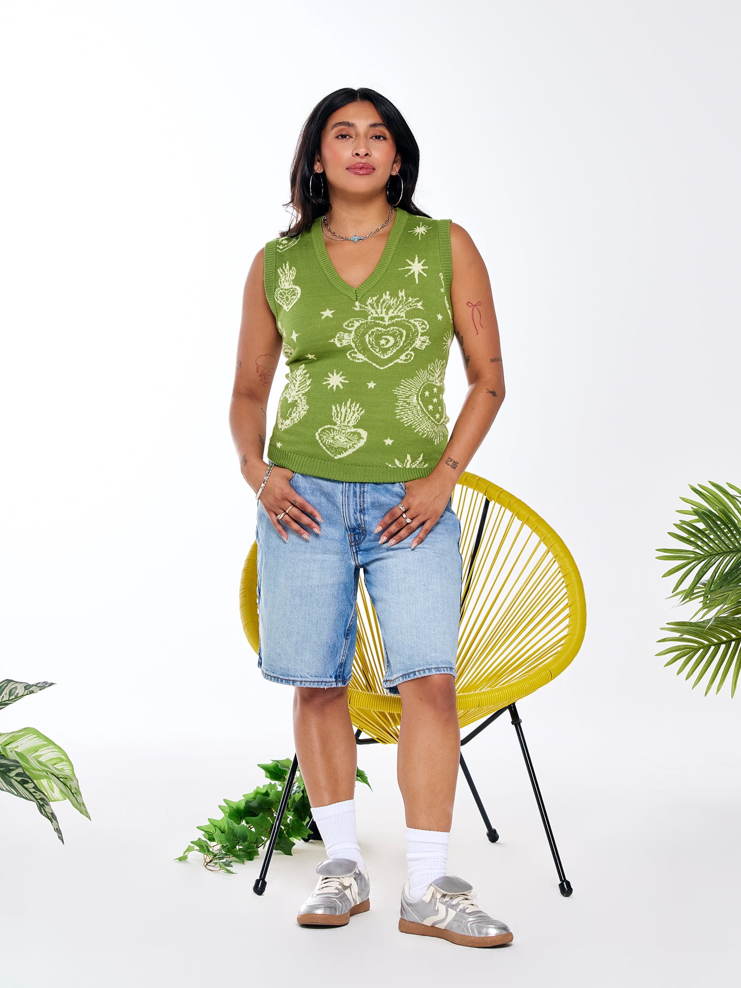 Hija De Tu Madre, Unisex Knit Vest, Sacred Heart, Sizes XS-3XL
