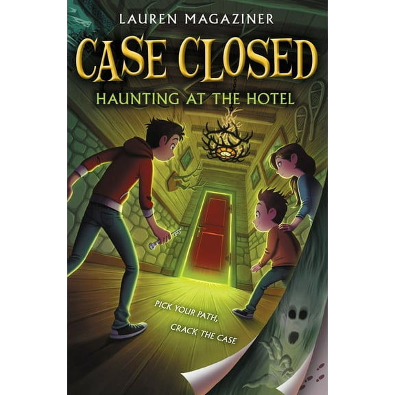Case Closed Case Closed #3: Haunting at the Hotel, Book 3, (Paperback)