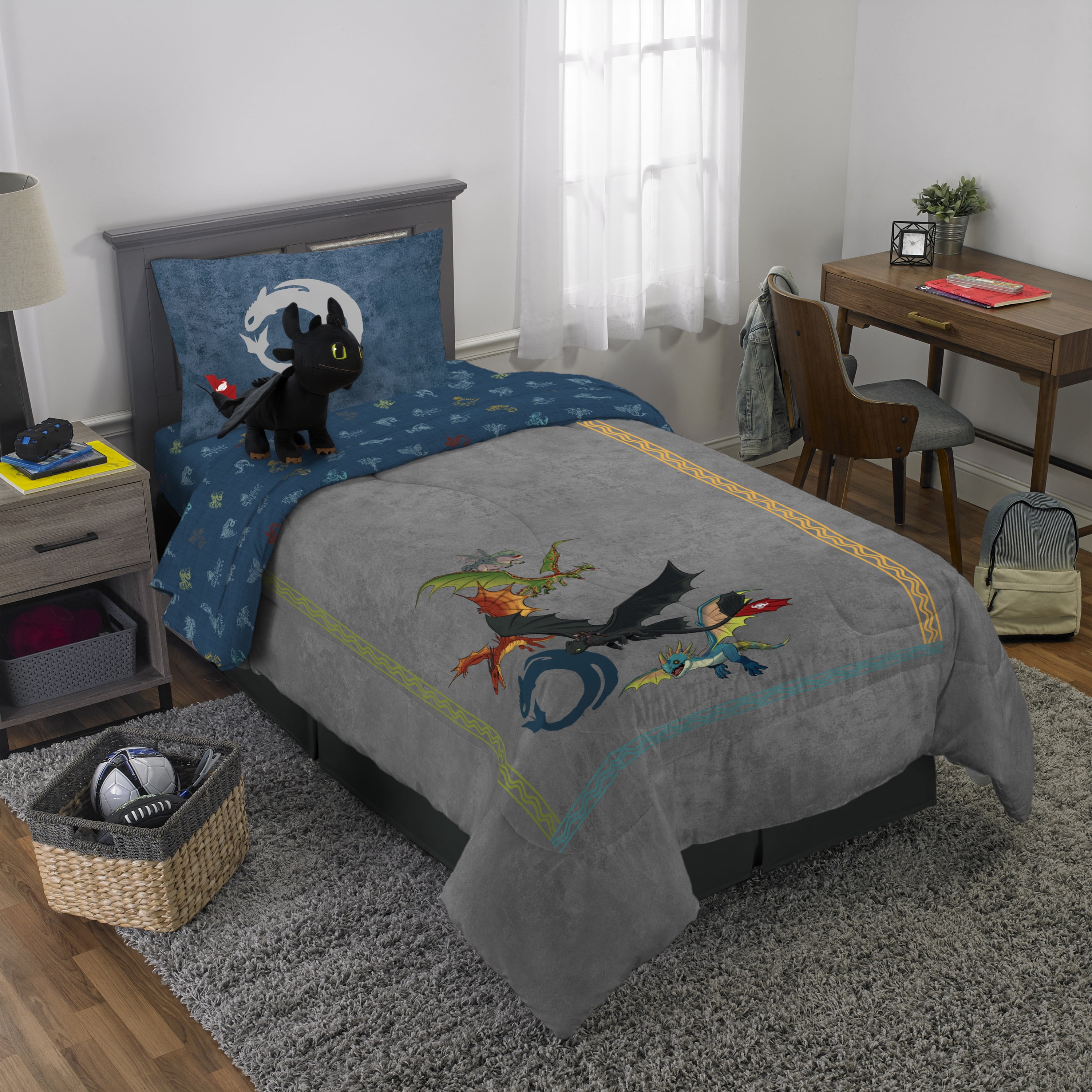 How To Train Your Dragon Toothless Kids Plush Bedding Cuddle and Decorative Pillow Buddy
