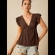 thumbnail image 4 of Blusa de Tirantes con Cuello en V, Mangas con Volantes y Ojales Acampanados para Mujer Color Café L, 4 of 7