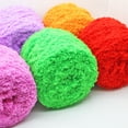 thumbnail image 4 of Nvzi Hilo Coral Velvet, 3 ovillos (285 gramos en total, 95 gramos por ovillo), fibra mixta de alta calidad, hilo ultrasuave para ganchillo y manualidades, fácil de usar y duradero, verde, 4 of 5