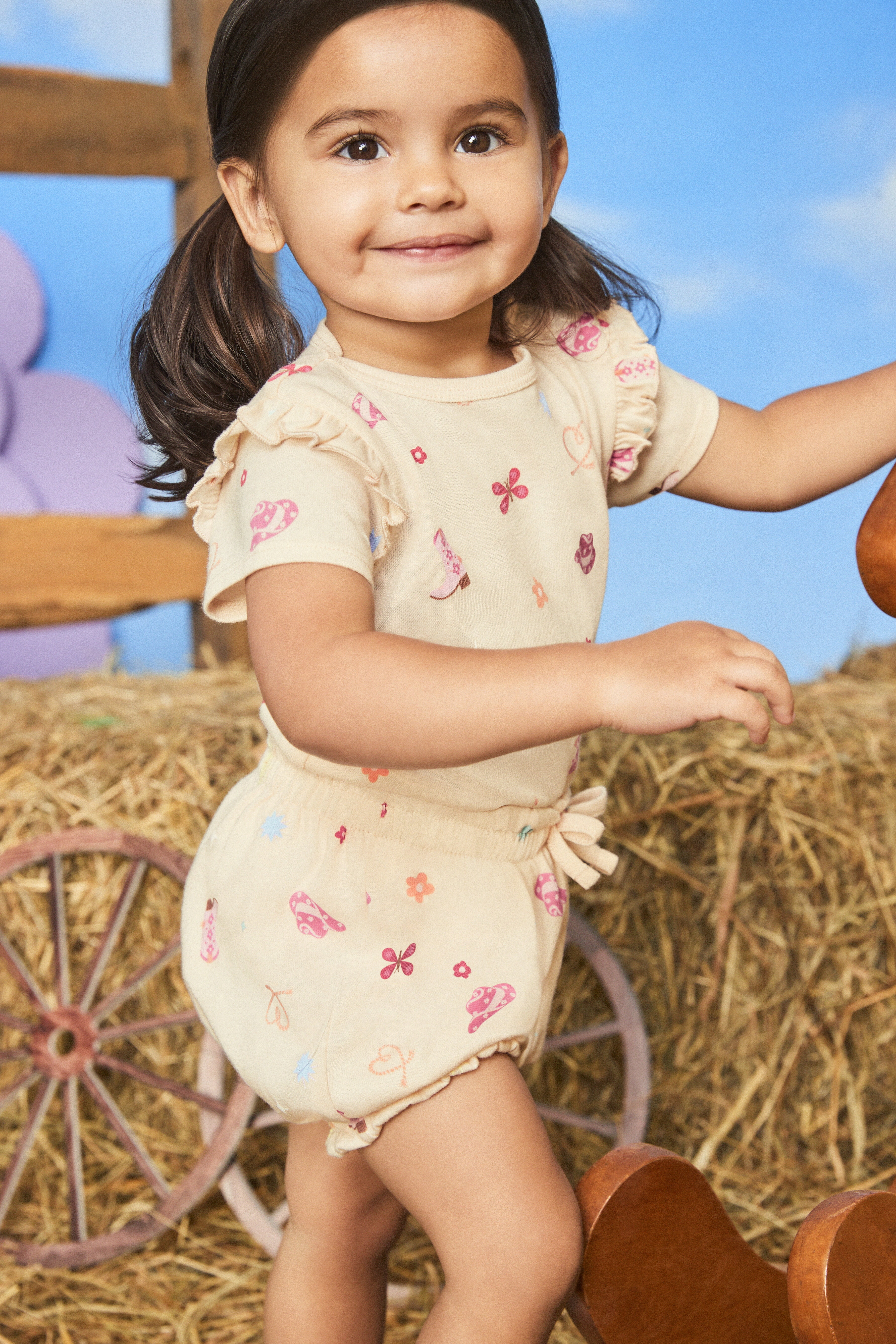 Garanimals Baby Girl Mix and Match Outfit Kid-Pack, 6-Piece, Sizes 0-24 Months