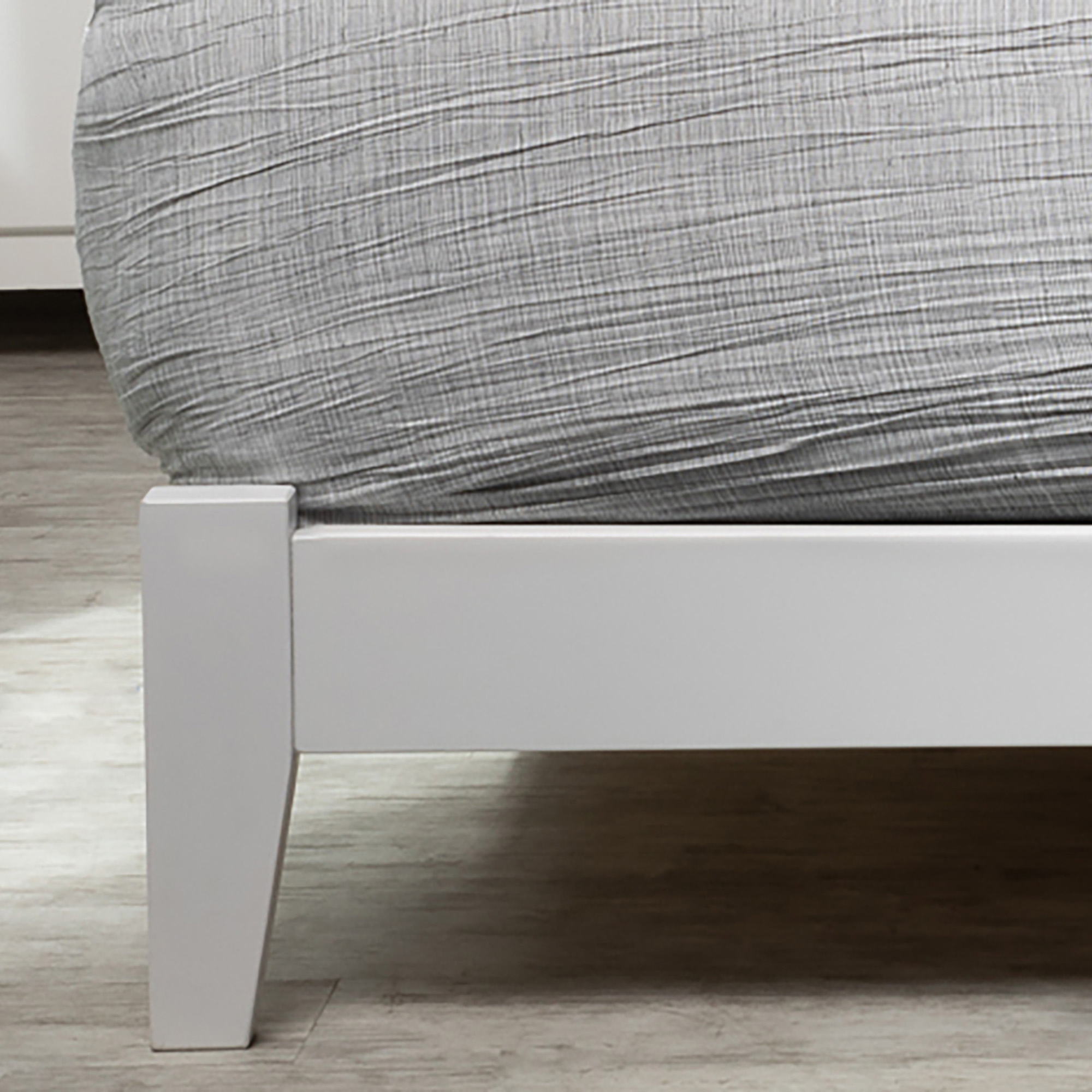AFI Richmond Full Low Profile Wood Platform Bed, White