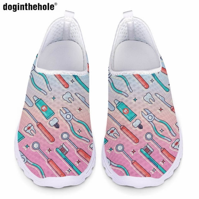 Zapatos casuales de verano para mujer de Doginthehole, zapatos de enfermería para hospital con degradado, zapatos planos de malla transpirables y livianos