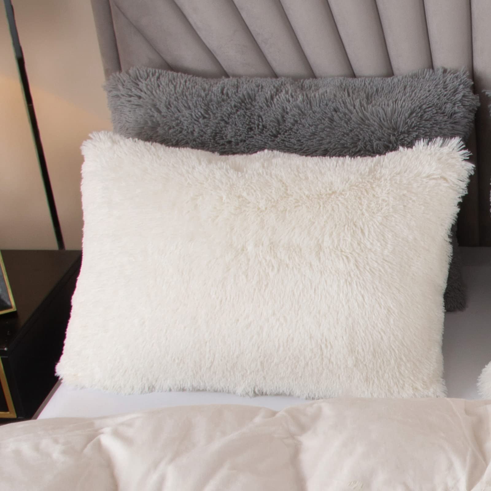 Plush Shaggy Fuzzy Duvet Cover Set White Cow Print Soft Crystal Velvet Twin Bedding Set (1 Faux Fur Duvet Cover + 1 Faux Fur Pillowcases)