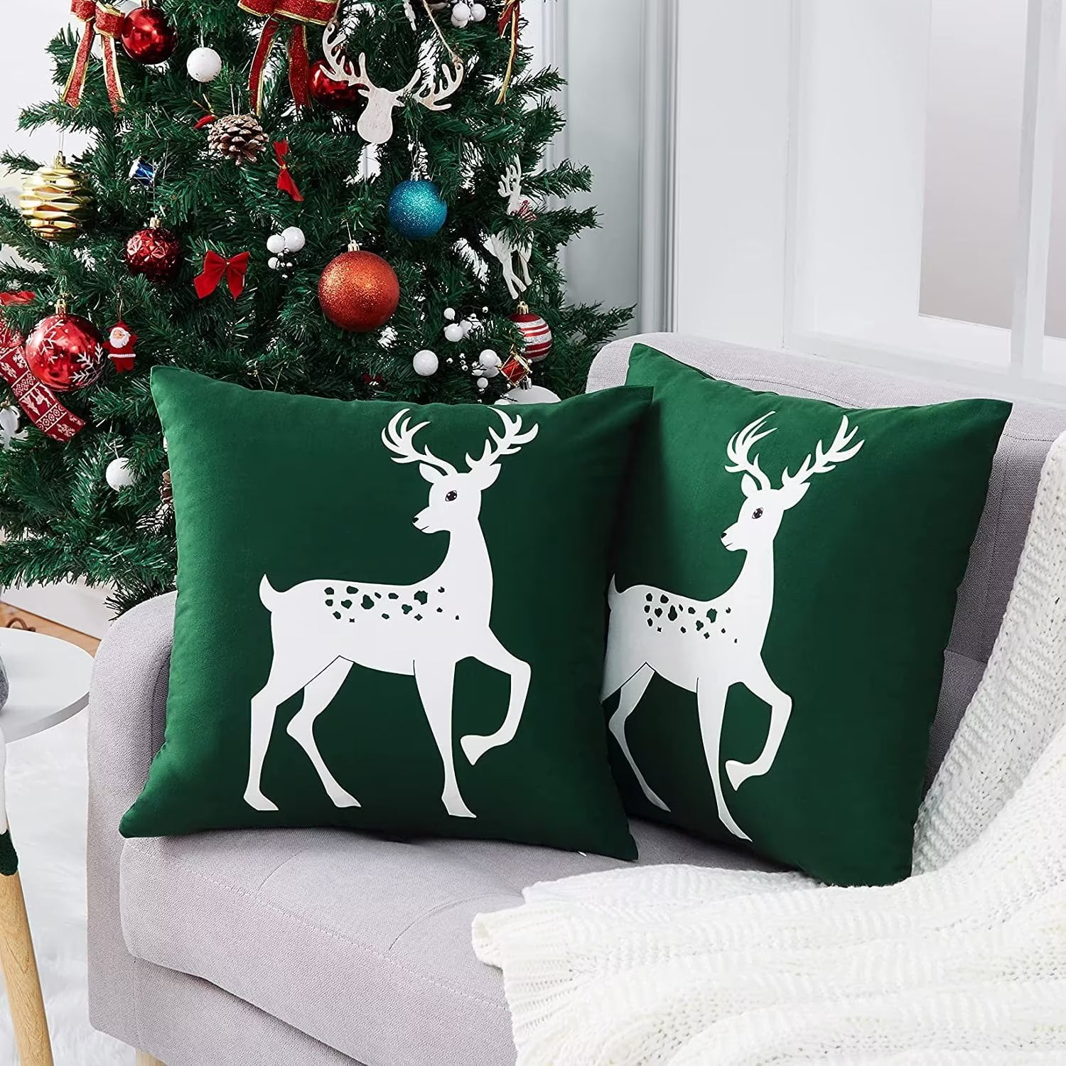 Set of 2 Velvet Cushions Christmas Tree Pattern 45 x 45 cm Green