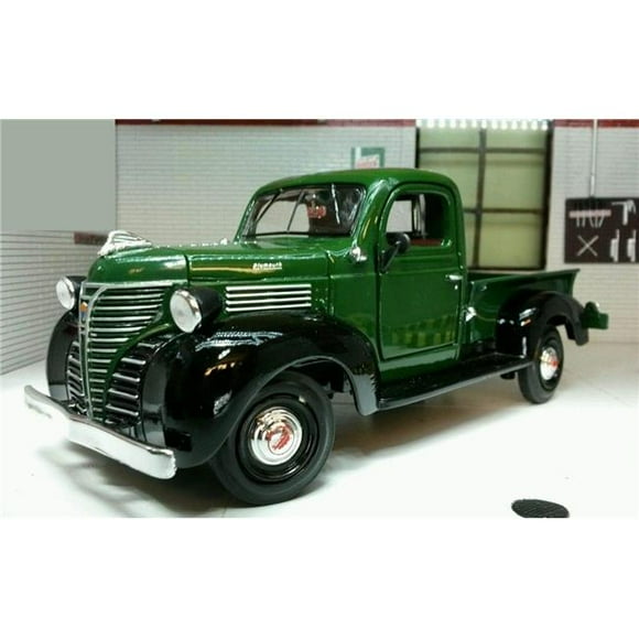 Round 2 106834 TV 1941 Plymouth Pickup&44; Rouge & Noir