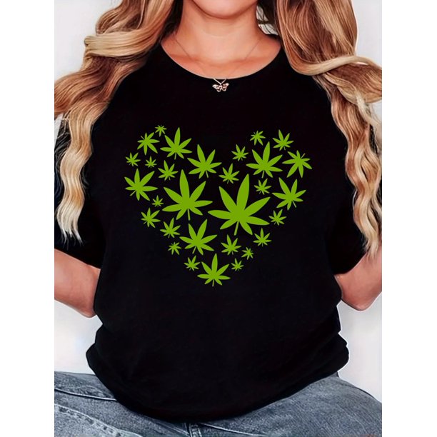 Women's Casual Short-Sleeve T-Shirt with "Love Green Maple Leaf" Print, Retro Minimalist Style, Round Neck, Comfortable Fit for Casual Attire, Allseason Apparel | Trendy Casual Style | Machine Washab