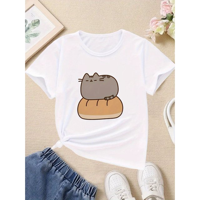 A Casual Round-Neck T-Shirt Suitable for Little Girls - Featuring an Adorable Cat Print, Made from Premium 180G Pure Cotton, Perfect for Daily Or Outdoor Activities, an Ideal Gift for a Girl.