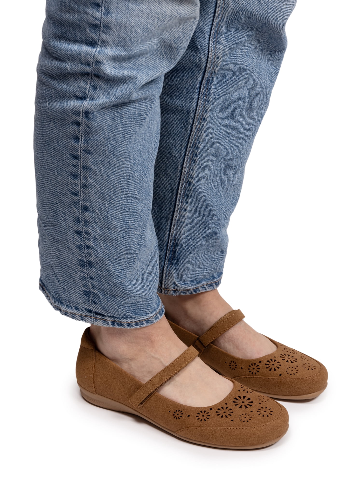 Earth Spirit Women's Delanay Mary Jane Flats
