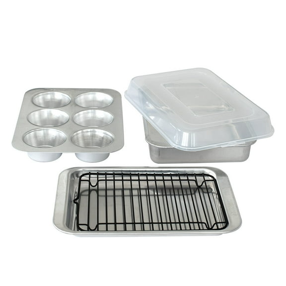 Nordic Ware Naturals® Compact Ovenware 5 Piece Bakeware Set
