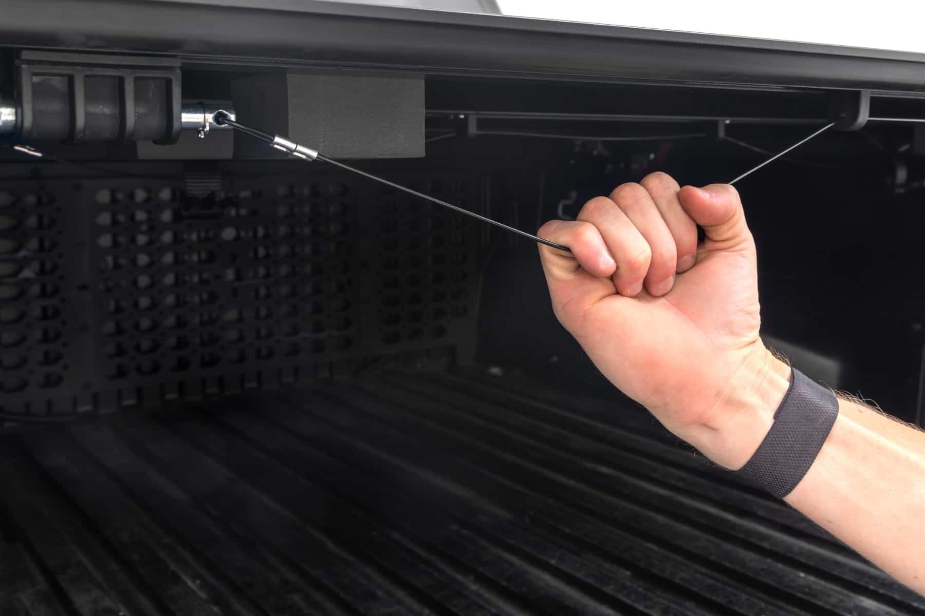 Rough Country Low Profile Bed Cover for 2016-2023 Toyota Tacoma | 5' - 47420500B