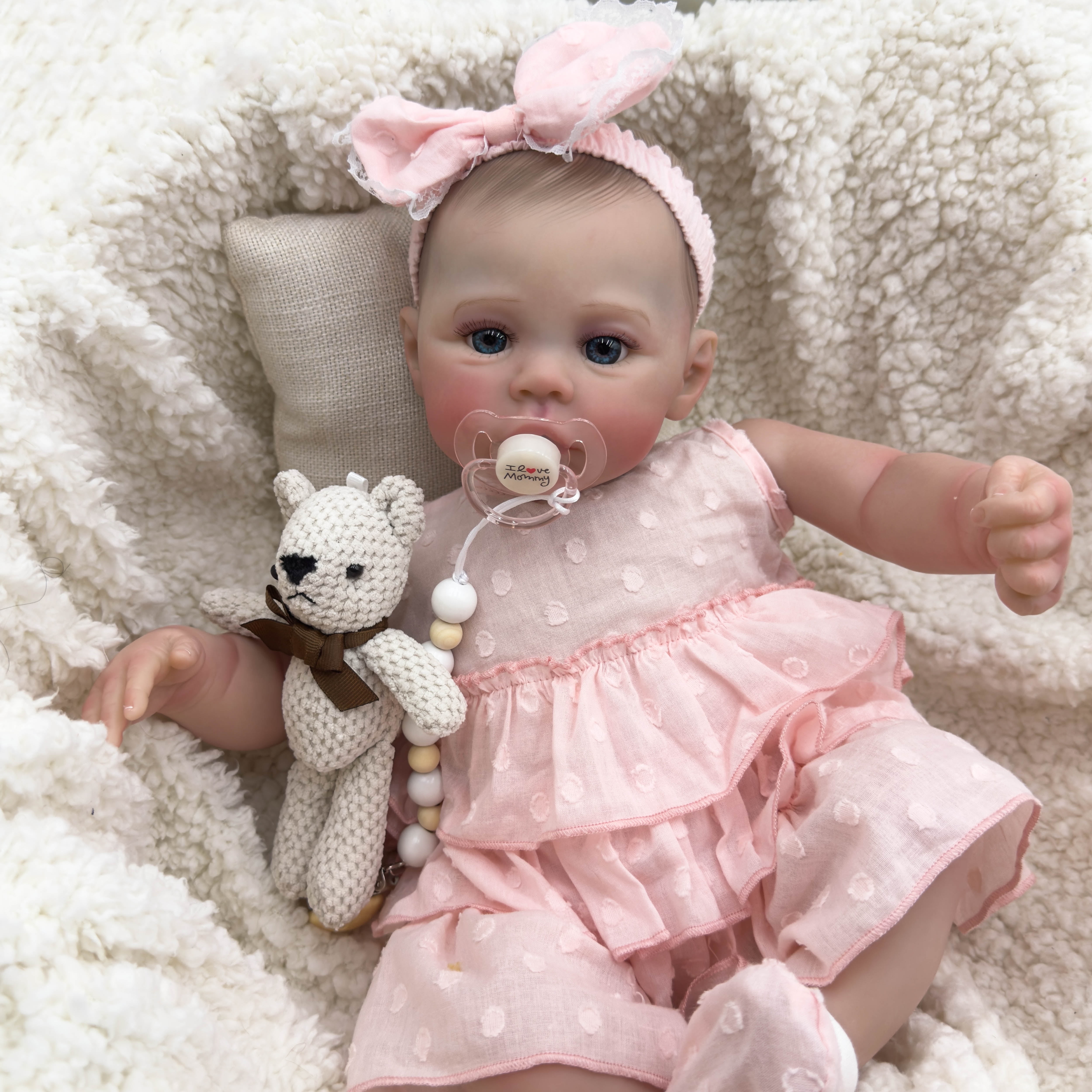 Reborn Baby Dolls 19 inch Lifelike Cute Soft Body Poseable Sleeping Real Life Newborn Lifelike Baby Dolls with Complete Accessories for Age 3 and Up