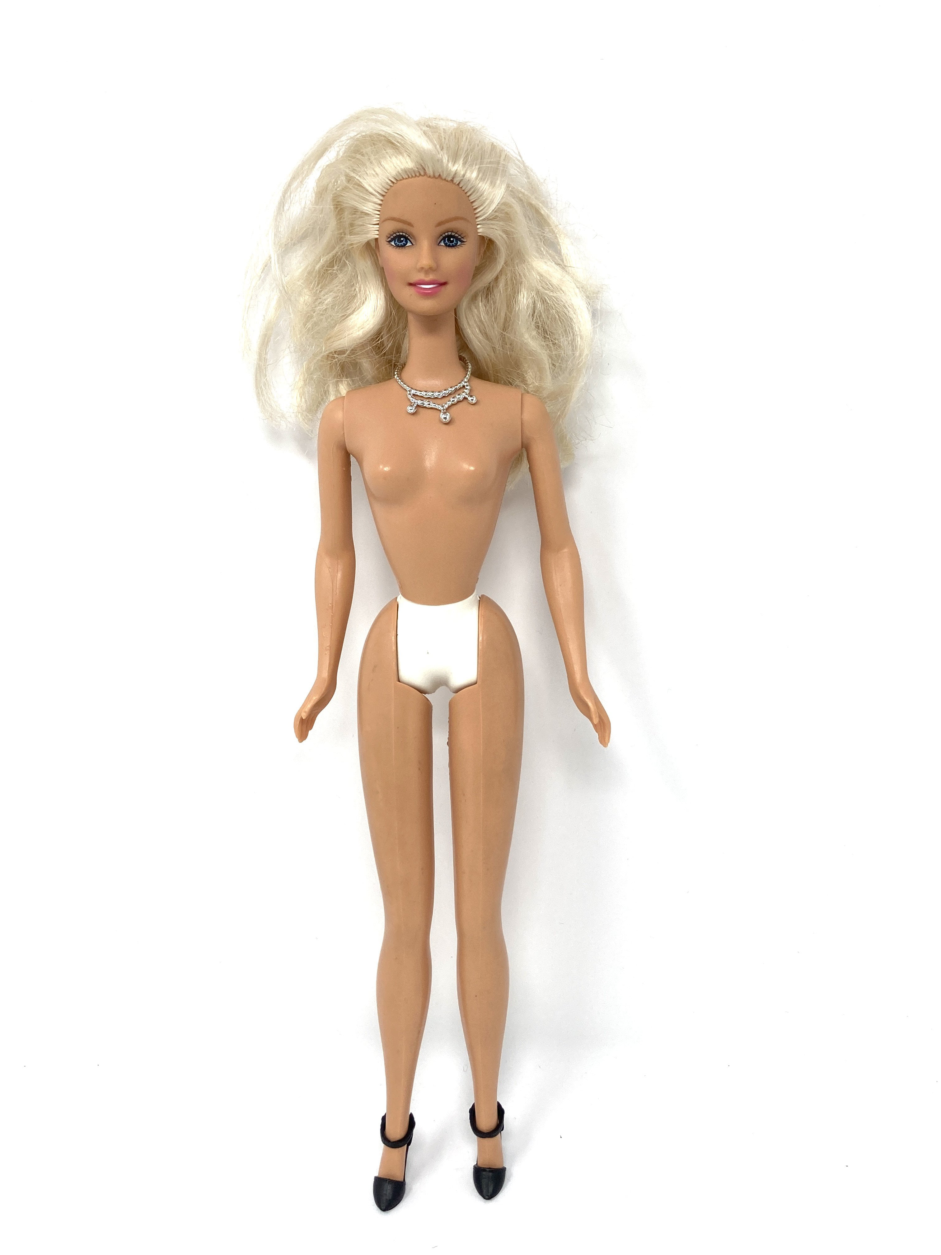 Barbie Dark Blond Hair Play line Heeled Feet I Can Be Doll nude for OOAK 