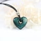 thumbnail image 3 of Collar Difusor de Perfume Yuyangstore con Colgante de Corazón de Cristal, 3 of 8