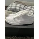 thumbnail image 5 of Size 9 - Jo r-dan 1 Low White, 5 of 6