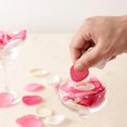 thumbnail image 2 of 400 Uds. Pétalos de rosa pétalos de flores de satén para boda cesta de niña de las flores centros de mesa pasillo corredor fiesta confeti despedida de soltera cena decoración de boda, 2 of 4