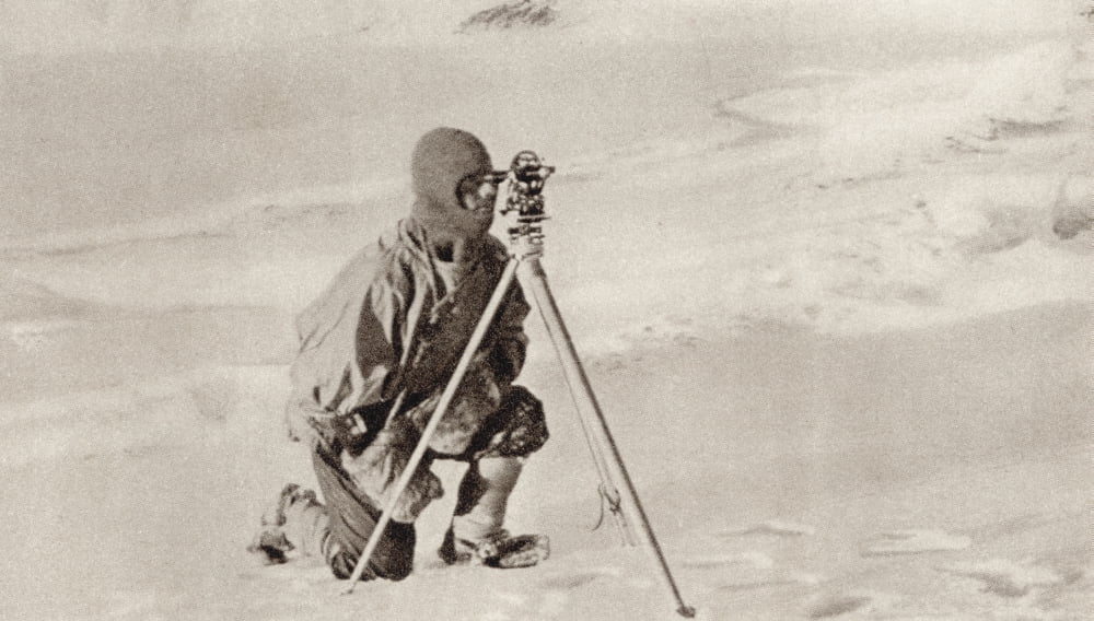 Captain Evans Observing With The Theodolite Used By Captain Scott To Fix Position Of The South Pole Admiral Edward Ratcliffe Garth Russell Evans 1St Baron Mountevans 1881 To 1957 Aka Teddy Evans Briti