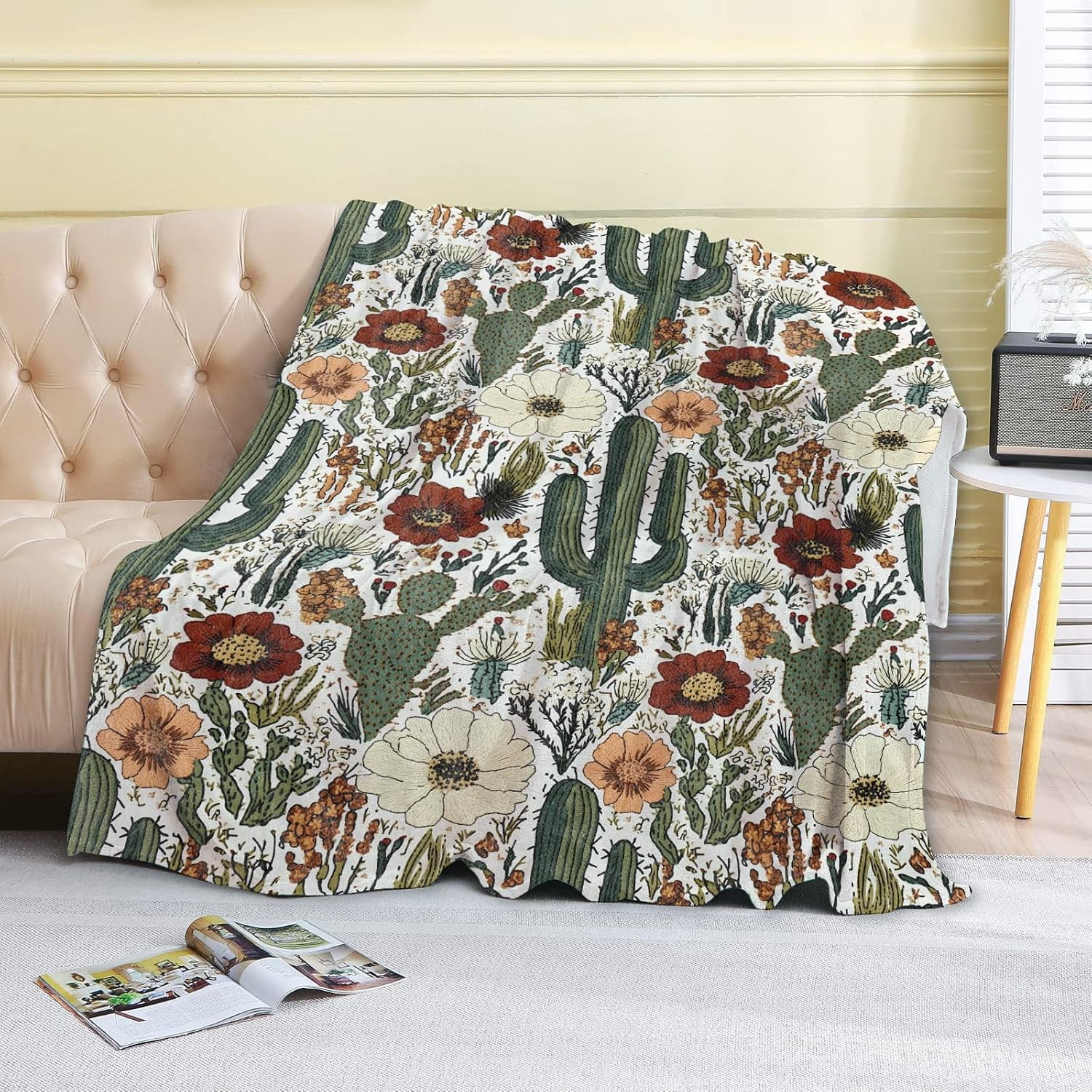 Cactus and Flower Fleece Blanket - 40x50in Desert Cacti Southwestern Throw Blankets,Soft Cozy Lightweight, Ideal for Living Room Home Rustic Spring Decor and Kids Women Girls Gifts