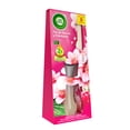 thumbnail image 3 of Aromatizante de ambiente, Air Wick®, Reed Diffuser, aromatizante con 6 varitas de ratán, Flor de Cerezo y Frambuesa 42 mL, 3 of 4