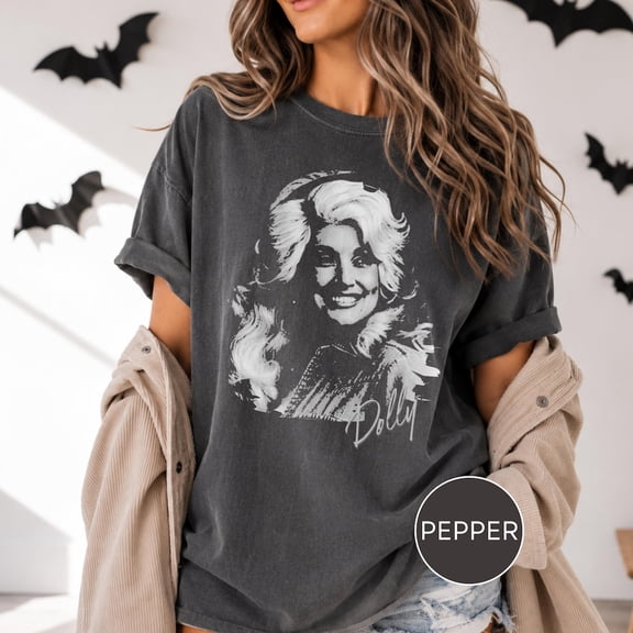 Dolly Portrait Tshirt, Retro Country Music Shirt, Vintage Western Cowgirl Concert Graphic T-shirt, Called Dolly Dolly Fan Merch