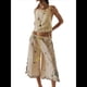 thumbnail image 2 of Blusa de Mujer Sin Mangas con Cuello Redondo, Dobladillo Ondulado con Colores Contrastantes y Bordado Beige L, 2 of 7