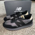 thumbnail image 1 of New Balance 237 Sneakers Mens Size 11.5 Gray Black Gum Retro Shoes MS237LOB NIB, 1 of 6