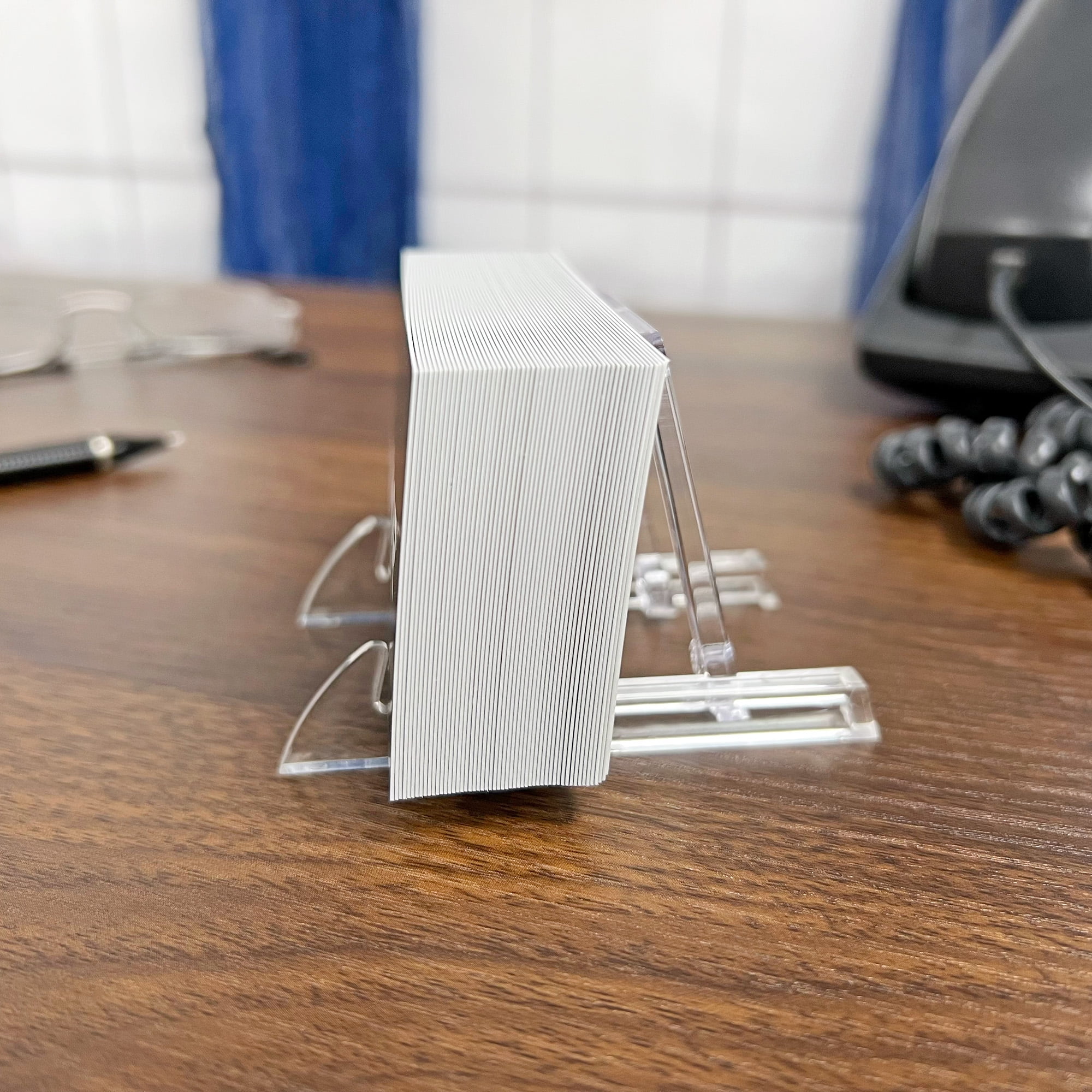 Gibson Holders MINI Adjustable Clear Acrylic Display Easel, 2" W x 3.25" D x 2.25" H, Pack of 12