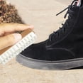 thumbnail image 4 of Cepillo de limpieza de gamuza para zapatos | Cepillo de goma de terciopelo de piel de ciervo | Cerda suave de microfibra | Mango de plástico | Portátil | Amarillo | Elimina la suciedad y el polvo |, 4 of 5