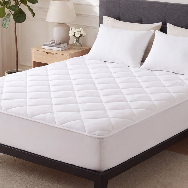 Regency Heights Twin XL Waterproof Mattress Pad photo 4