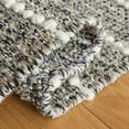 thumbnail image 5 of SAFAVIEH Vermont Wilfreda Aztec Area Rug, Black/Ivory, 6' x 6' Round, 5 of 8