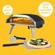 thumbnail image 2 of Horno para pizza de juguete Casdon Ooni Koda con luz real con efecto de llama, 2 of 7
