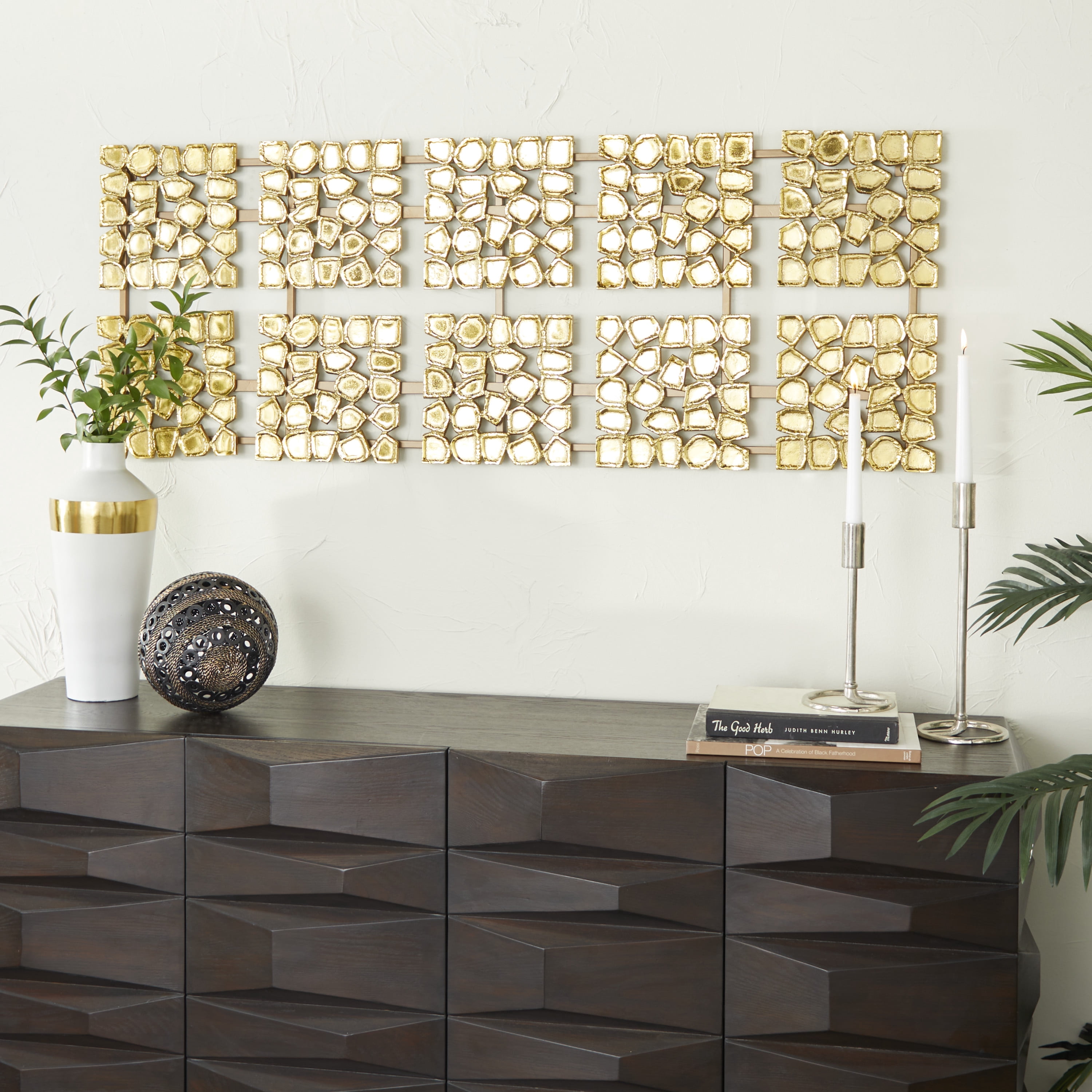DecMode Gold Aluminum Geometric Wall Decor with Hammered Designs