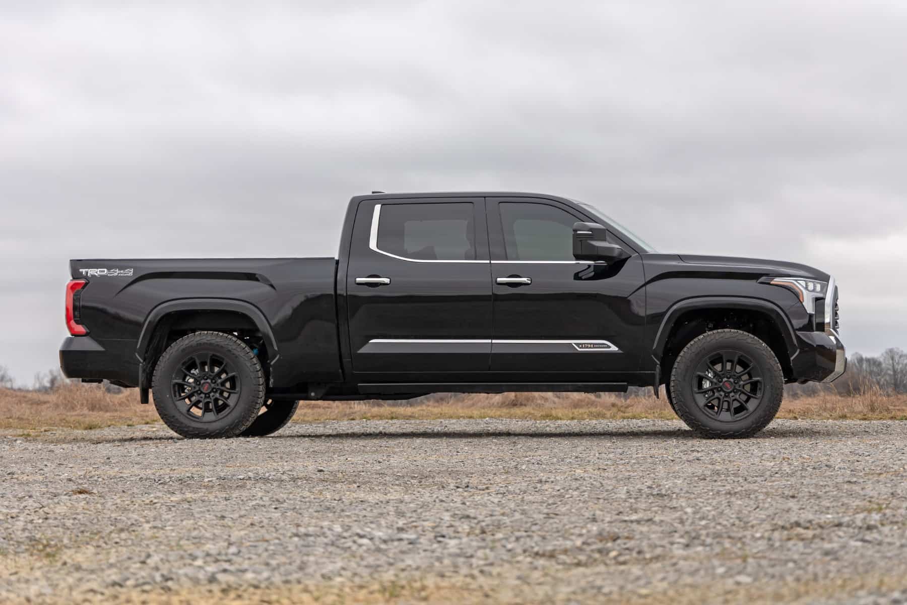Rough Country 1.75" Leveling Lift Kit for 2022-2026 Toyota Tundra - 88001