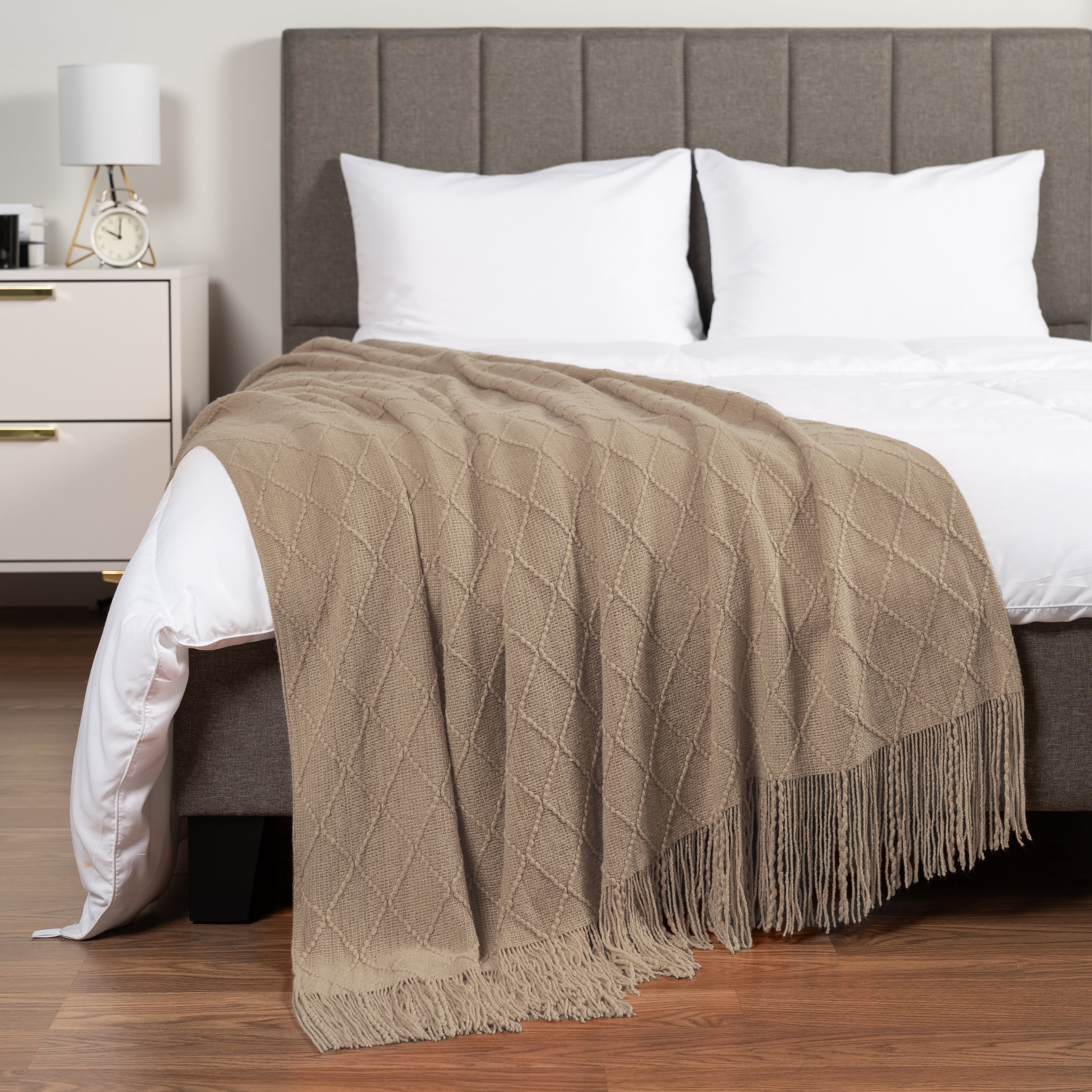 PAVILIA Tan Taupe Knit Throw Blanket for Couch Bed, Soft Knitted Farmhouse Sofa Throw for Living Room, Lightweight Decorative Fall Throw Blanket for Chair, Outdoor Textured Boho Blanket, 50x60