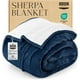 thumbnail image 1 of Manta Sherpa Utopia, cama doble, 152 x 203 cm, color azul marino, 1 of 8