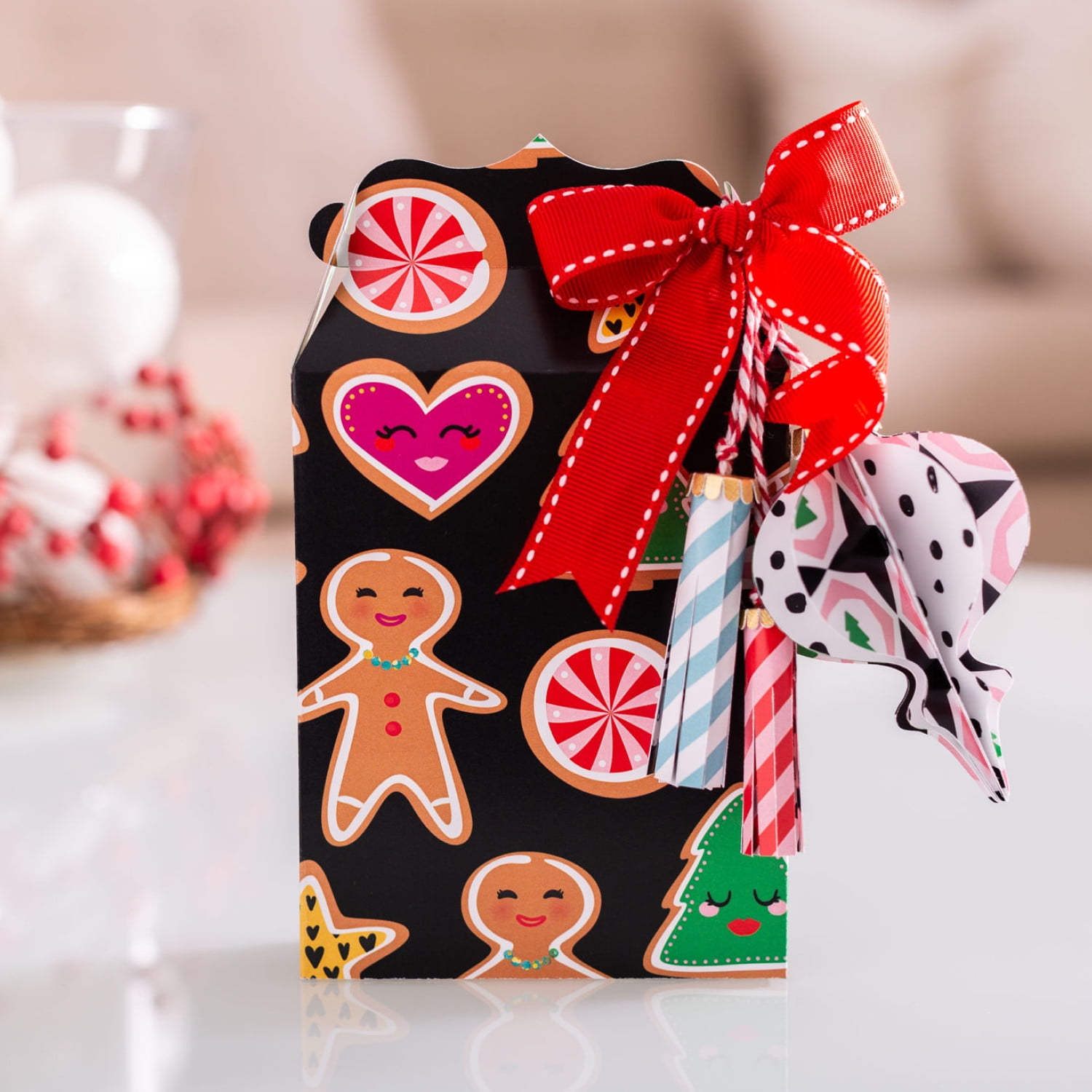 Cricut Iron-On Vinyl & Vinyl Hostess with the Mostess Gingerbread Spice Sampler (13 ct), 12" x 24"