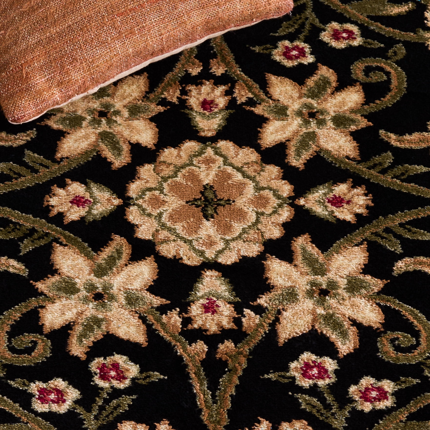 Safavieh Lyndhurst Victoria Floral Area Rug, Black/Ivory, 10' x 10' Round