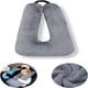thumbnail image 2 of Los coches llevan almohadas y almohadas para niños, y todo es gris., 2 of 5