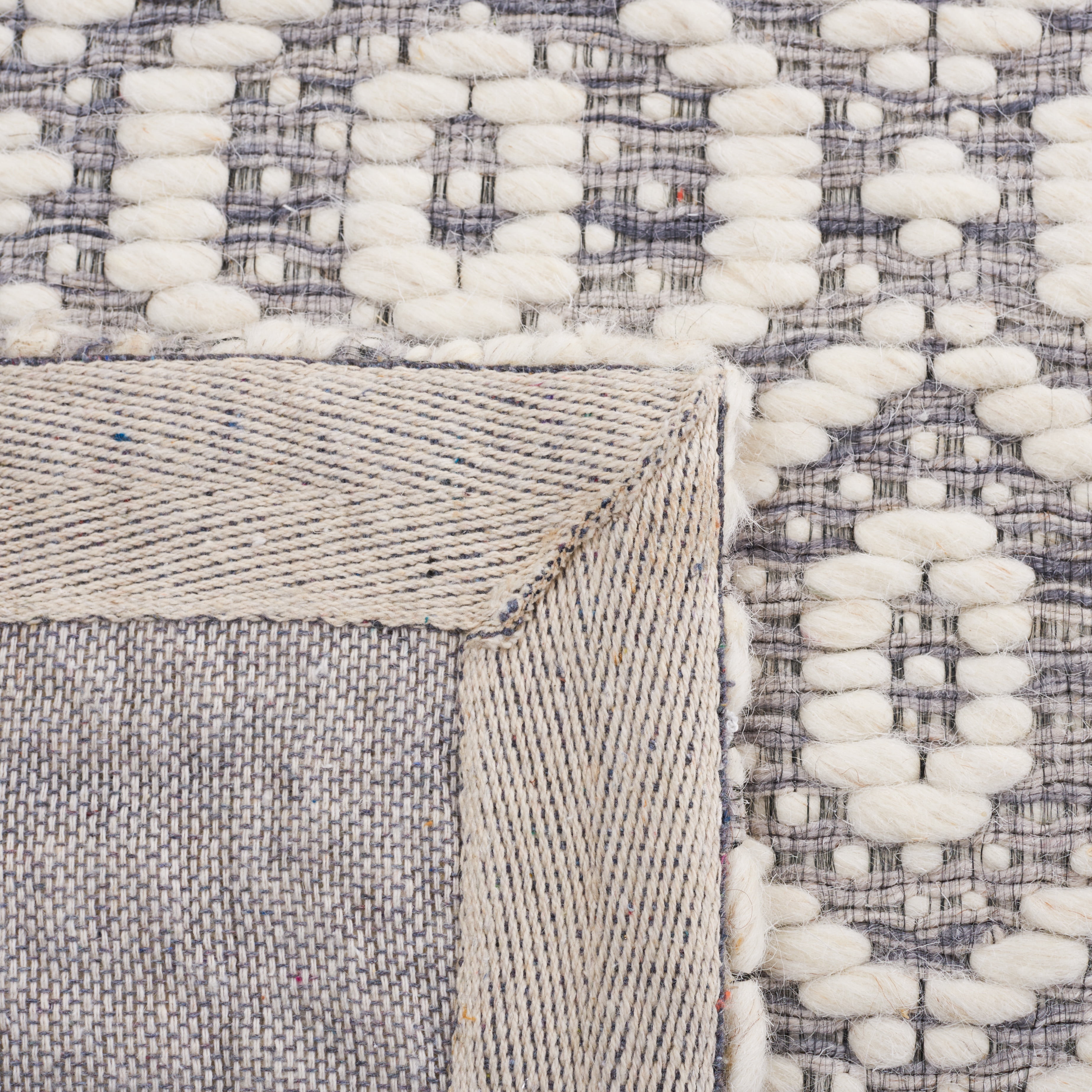 SAFAVIEH Marbella Fabiana Geometric Runner Rug, Grey/Ivory, 2'3" x 9'