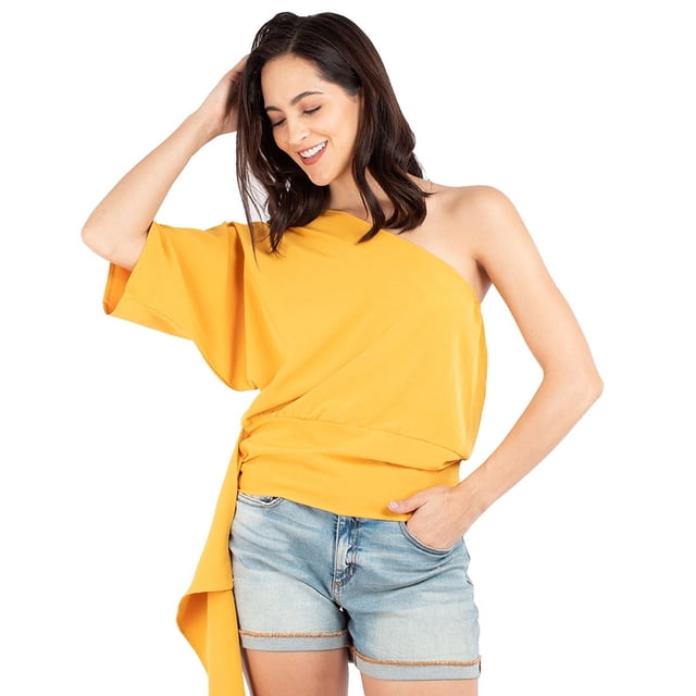 Blusa con una manga, de largo asimétrico