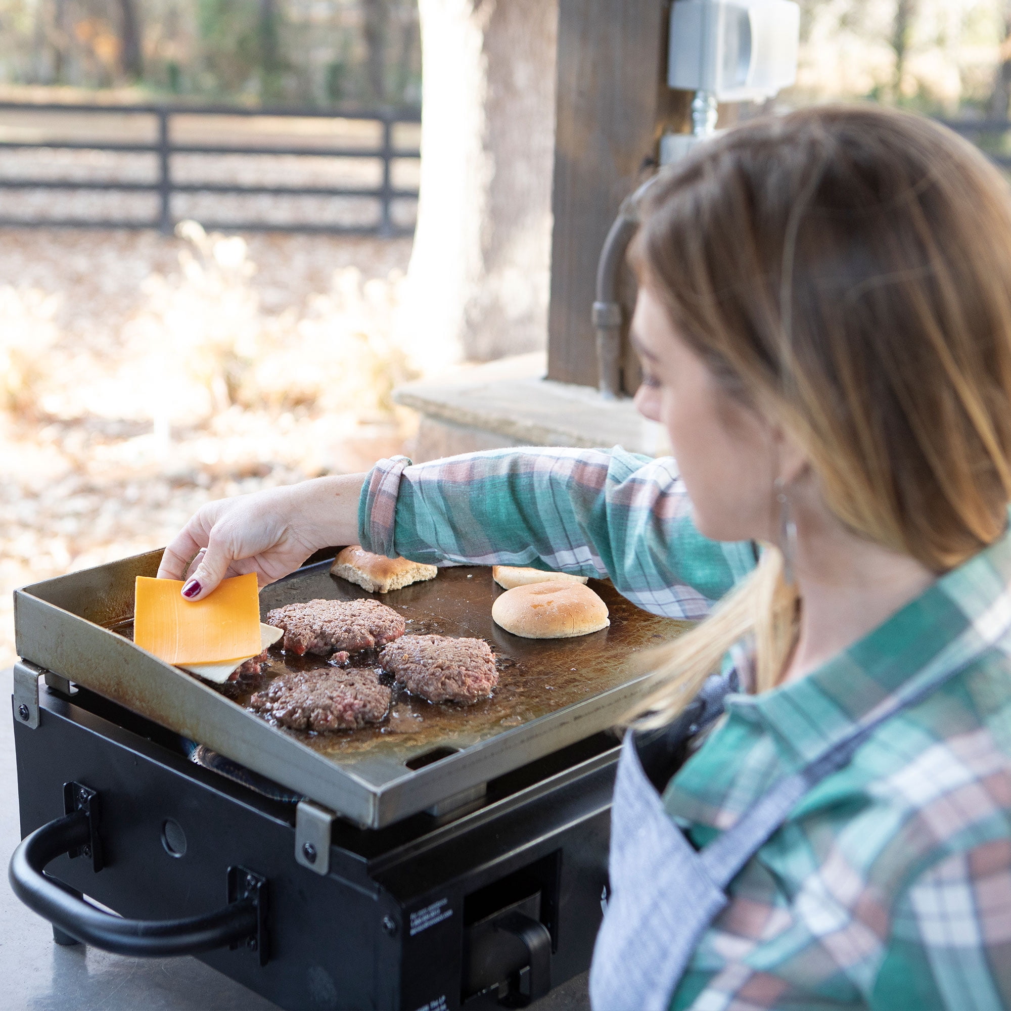 Razor Griddle GGT2160M 19" Portable 1 Burner LP Propane Gas Grill, Steel