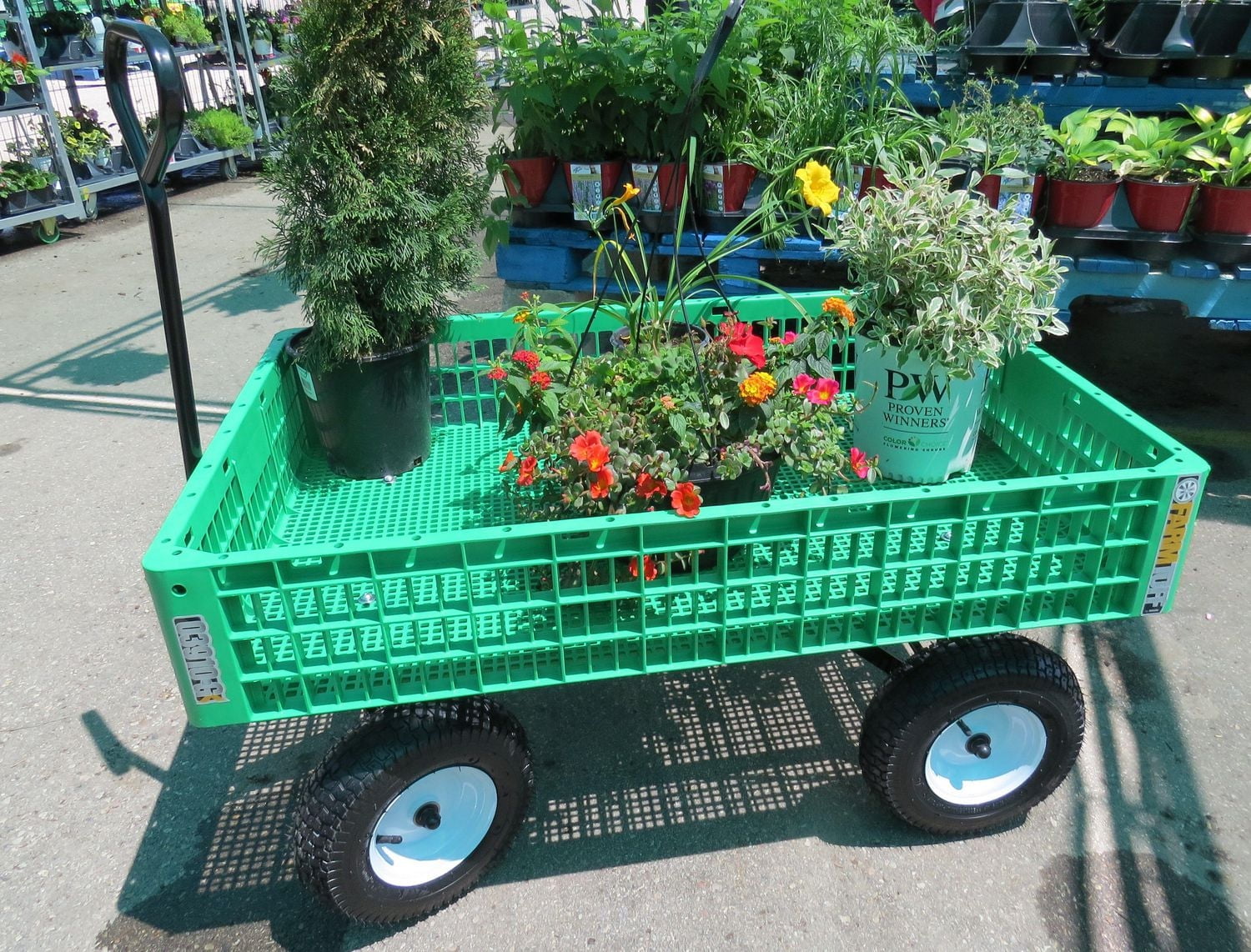 Millside Garden crate plastic 30" x 46" wagon