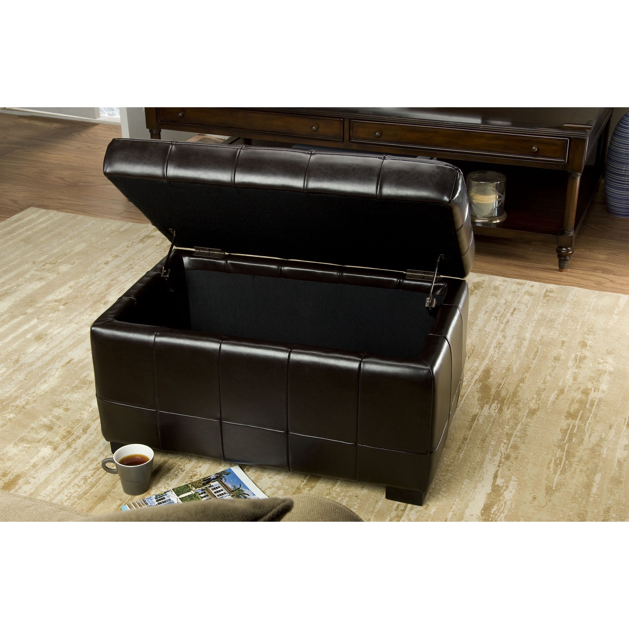 SAFAVIEH Small Manhattan Rustic Tufted Storage Bench, Brown